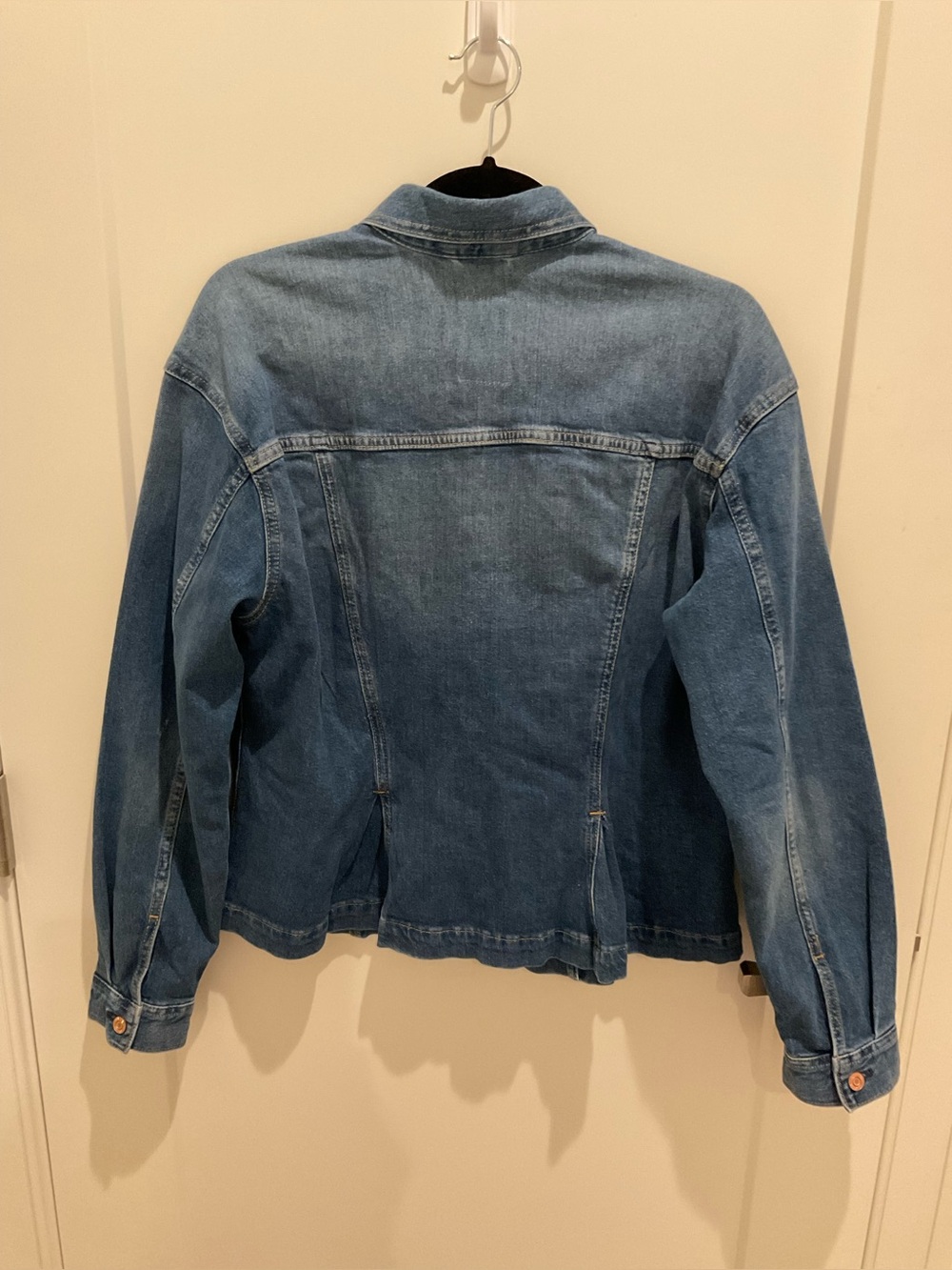 GAP Women's Medium Blue Fitted Denim Jacket - Picture 3 of 9